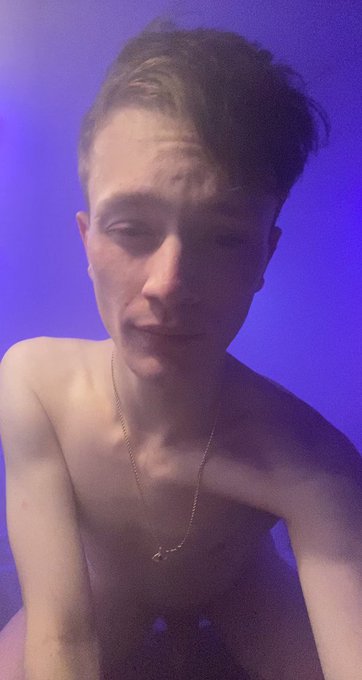 Smoke. Bright. Intimate light ❣️ 

Would you fuck me all night ? ?

Video coming TONIGHT on 

https://t