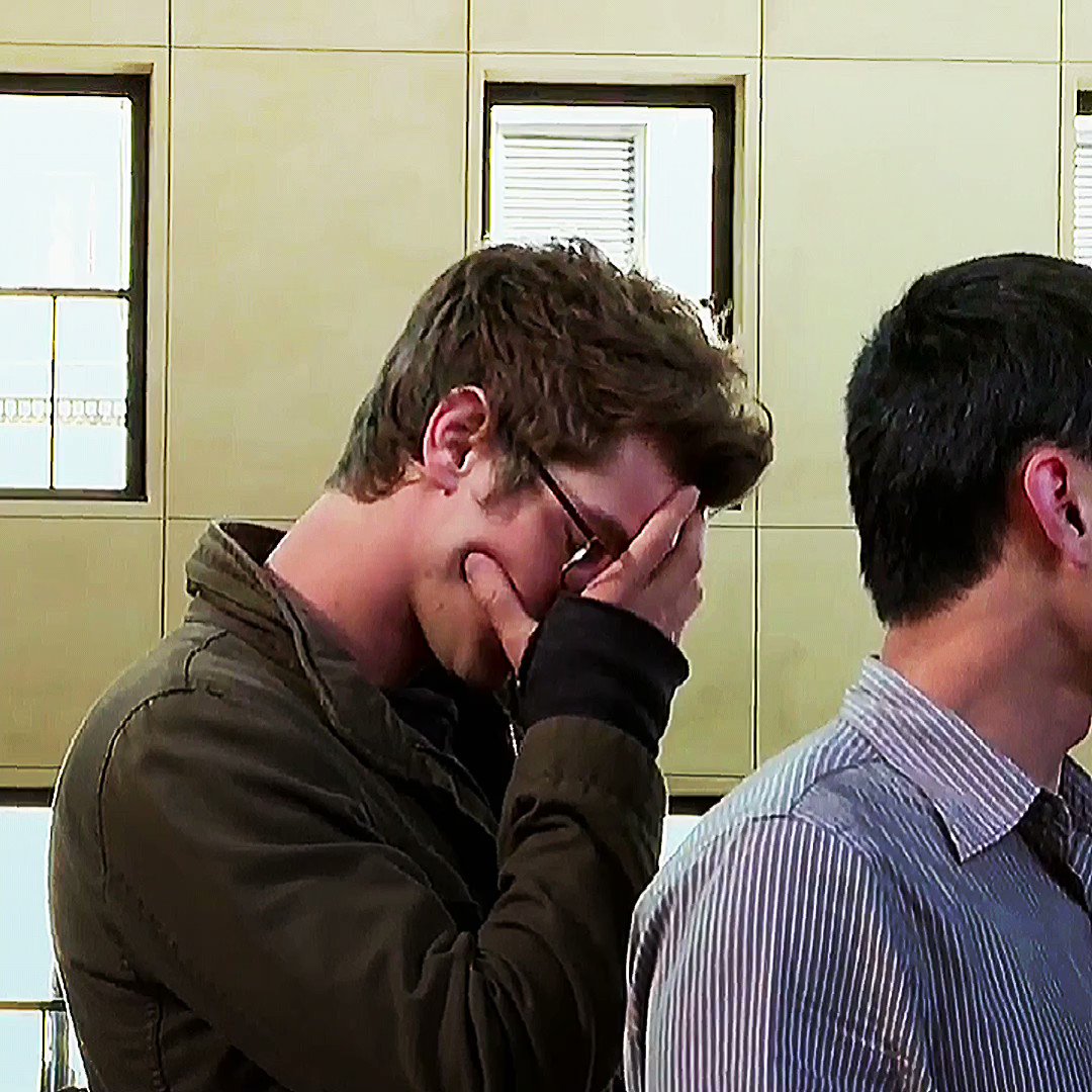 Happy birthday Andrew Garfield!!!! 