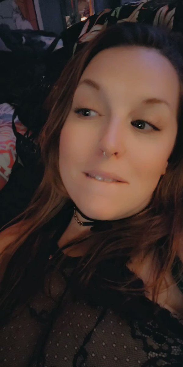 Model - Lily McDermot real