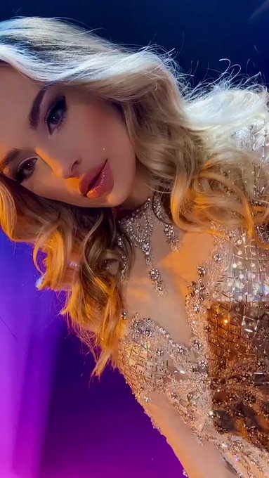 Thank you @AVNMediaNetwork @AVNTony for the nominations and opportunity to present and be a trophy girl