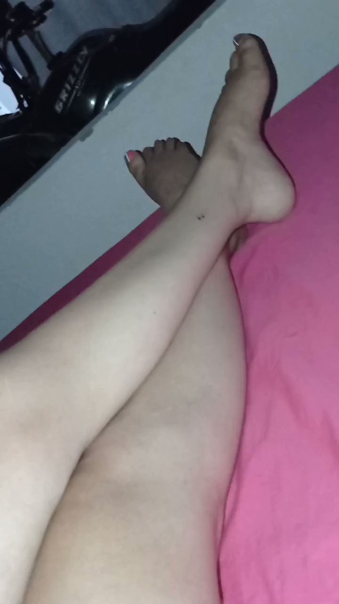 cripple feet sexy girls