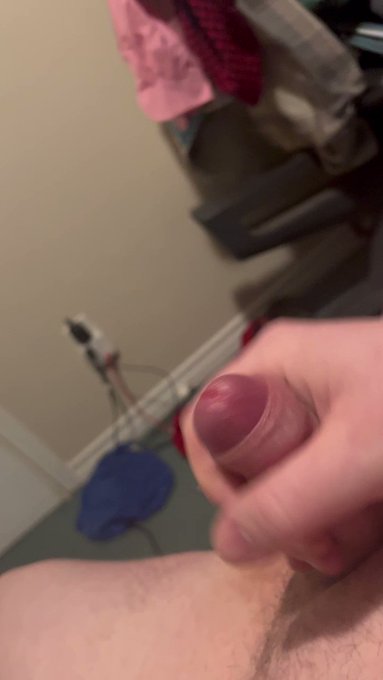 Drink up #cumshot #solo #gay #gayboy #uncut #humpday https://t.co/TKXQc6xSTF