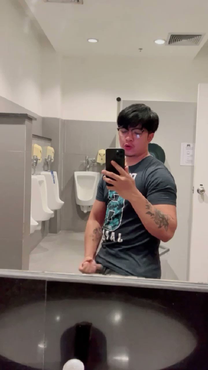 KingCobra🐻 on Twitter: "ห้องน้ำเงียบจัง😁 ️ เข้ากลุ่ม199บาทตลอดชีพทักแชท