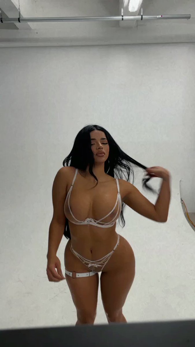 Juanita JCV’s pics and videos