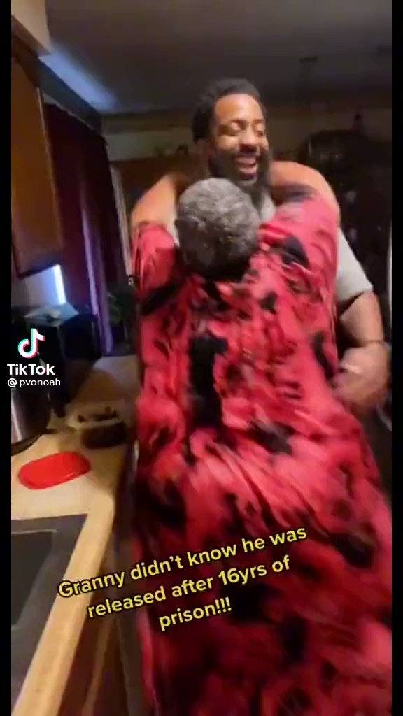 vidfindr on X: &ldquo;What&rsquo;s all that movement back there Whole lotta 