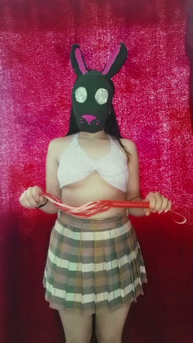 Quien quiere portarse mal conmigo... No te olvides de seguirme en mi 0NL&yen;F4N5 #horny #nudes #pussy #ass<a href="/tag/sex"class="tags"><span>#sex</span></a><a href="/tag/porn"class="tags"><span>#porn</span></a><a href="/tag/gamer"class="tags"><span>#gamer</span></a><a href="/tag/ass"class="tags"><span>#ass</span></a><a href="/tag/horny"class="tags"><span>#horny</span></a><a href="/tag/pussy"class="tags"><span>#pussy</span></a><a href="/tag/cock"class="tags"><span>#cock</span></a><a href="/tag/nsfw"class="tags"><span>#nsfw</span></a>