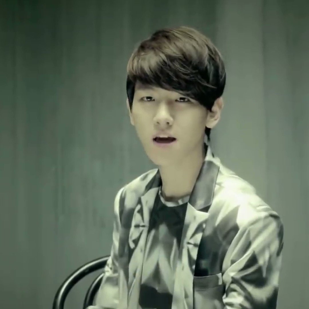 baekhyun loops on X: "it\