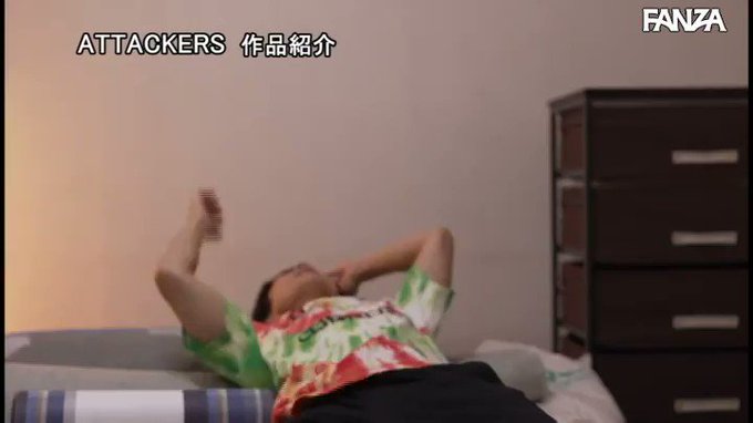 毎晩セックスの声が大きいお隣さんは 夫の留守中、欲求不満で僕を誘惑。 汗だくになって一週間ヤリまくった。  #夏目彩春 

配信️👉 https://t.co/rlBm8LaElt https://t.co/Fx5LpbK3ZZ