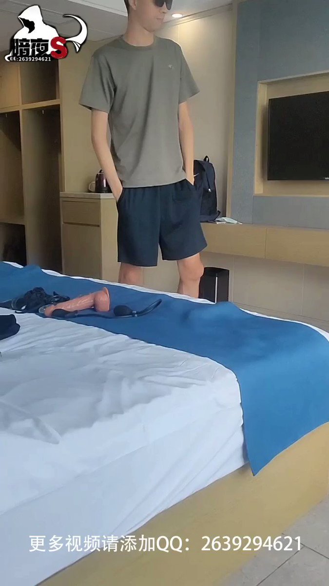 双s调教壮狗奴狗奴一进门就下跪戴上眼罩醉生梦死的感觉哦     