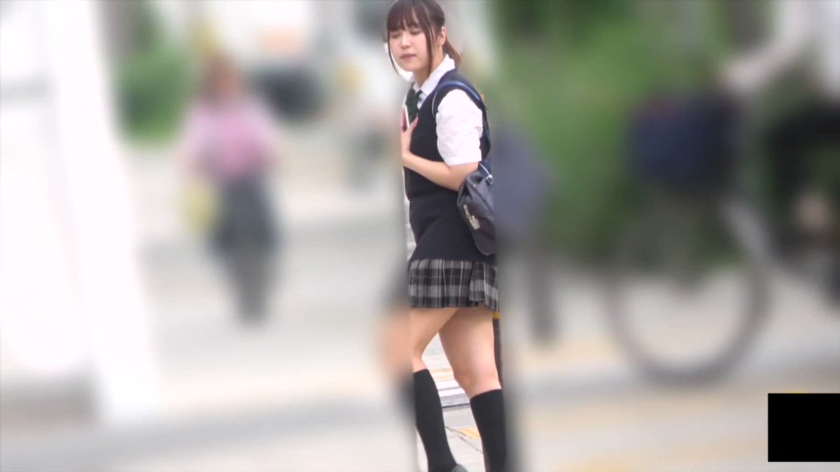 20年間お漏らし動画を収集してきた本物の変態』がエロ面白い動画をうざくない程度に垂れ流します。 on X: 