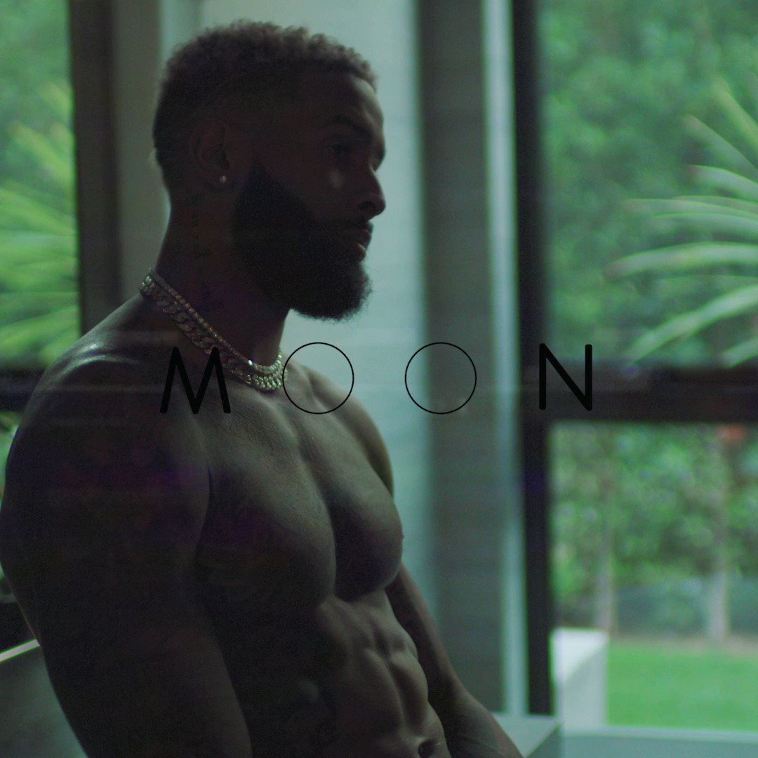 X 上的Odell Beckham Jr：「Get your smile right@MoonOralCare new
