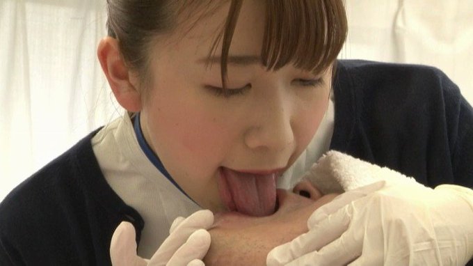 男性器を通して患者さんの問題に
向き合う看護師さん達のお話です。

なかなか業務的な感じの世界観って
ないのでオススメです🤭💕 
https://t.co/UutiUoMiZj