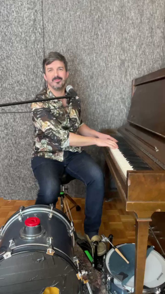 @damienrobi's video Tweet