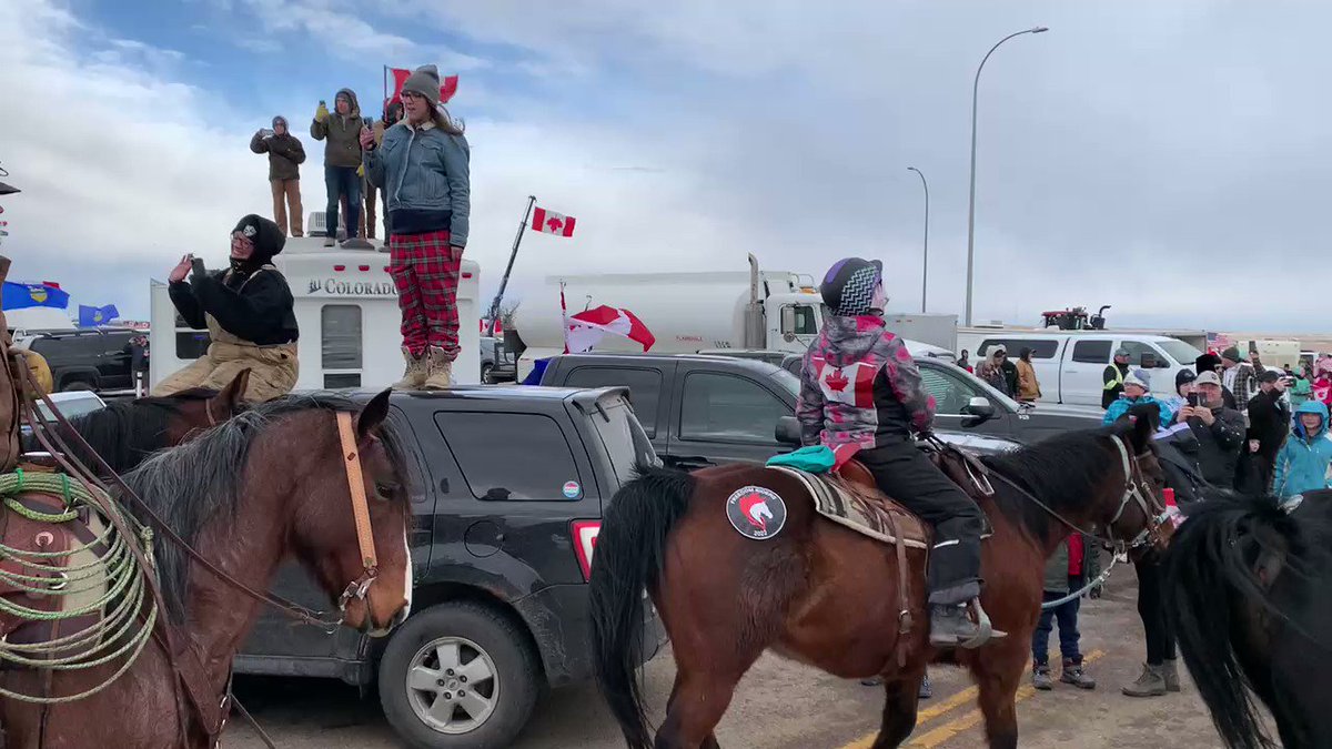 RT @JackPosobiec: BREAKING: A hundred Canadian cowboys just showed up to the blockade in Alberta https://t.co/ZL4IxnMO6h