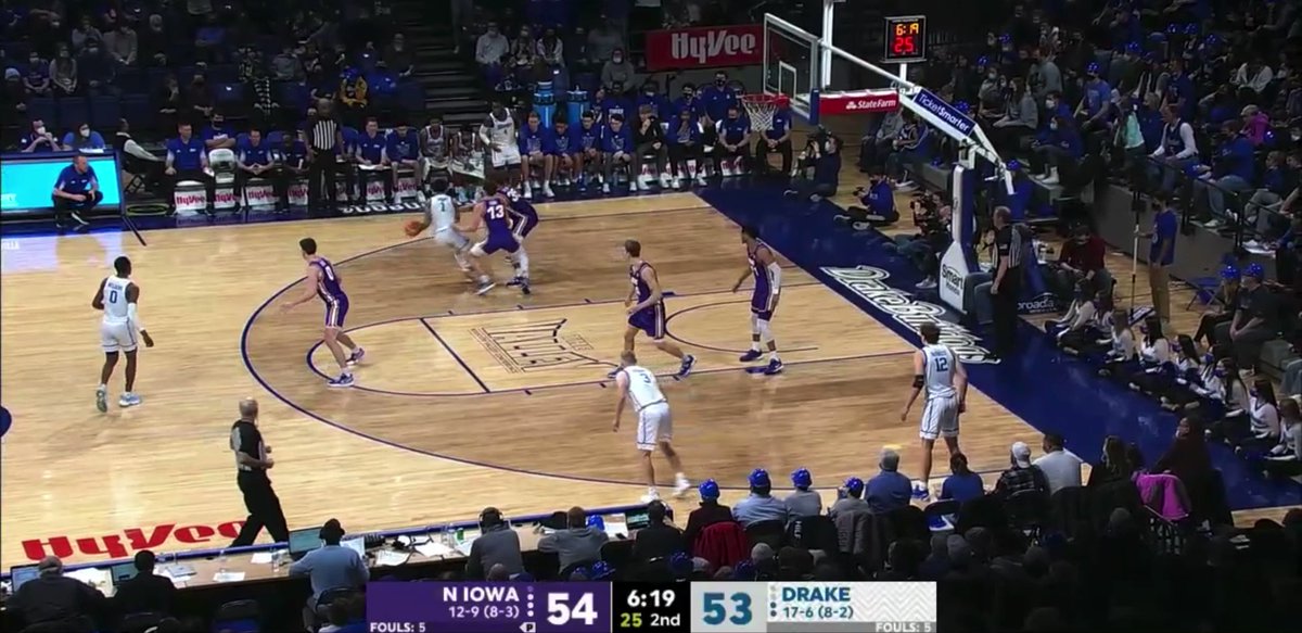 Drake Basketball Drakebulldogsmb Twitter