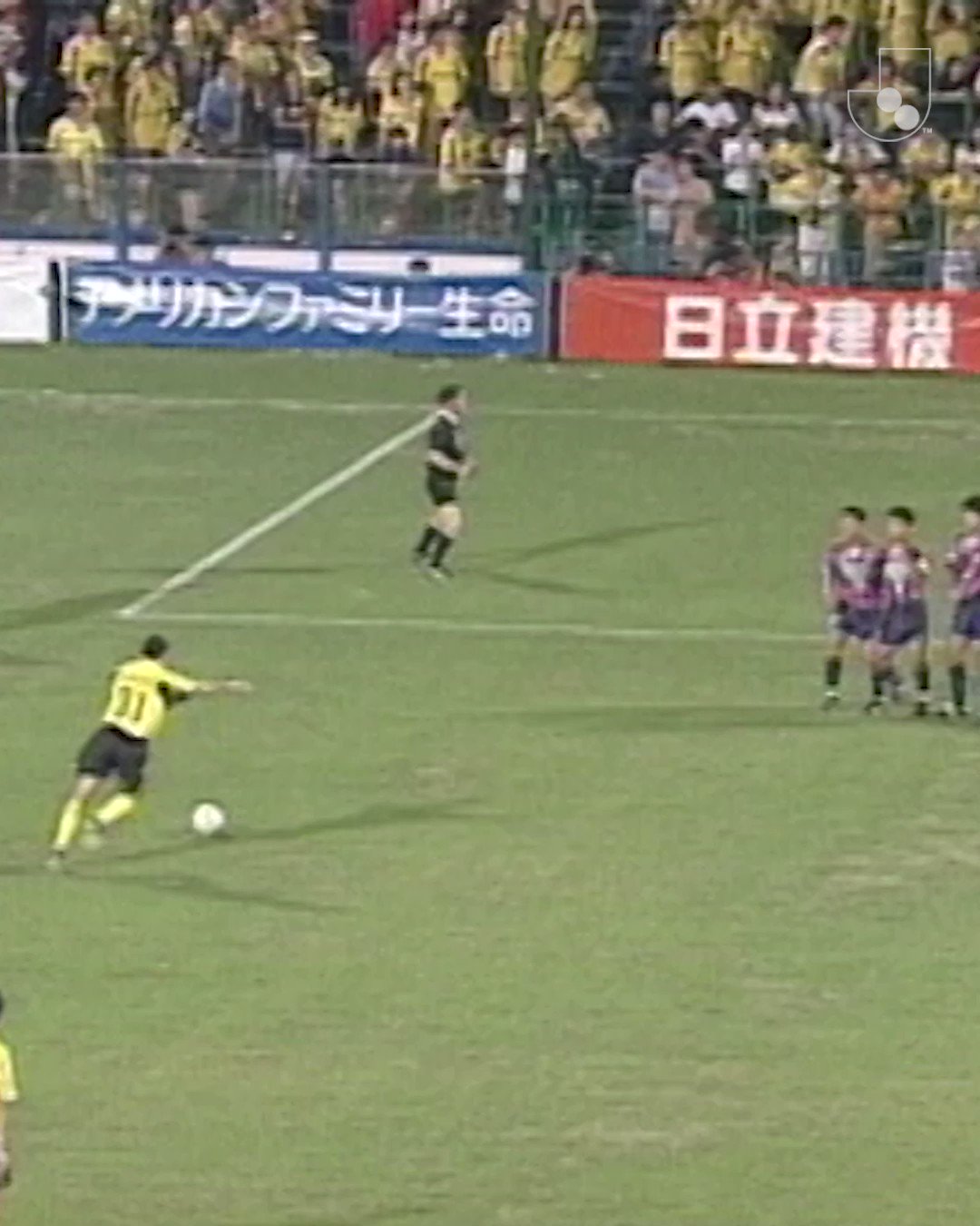   Happy birthday to the legend Hristo Stoichkov!    