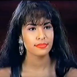 Selena Quintanilla Perez sang with her heart and lived her life passionately #ProLife https://t.co/NBPibG8Dnu