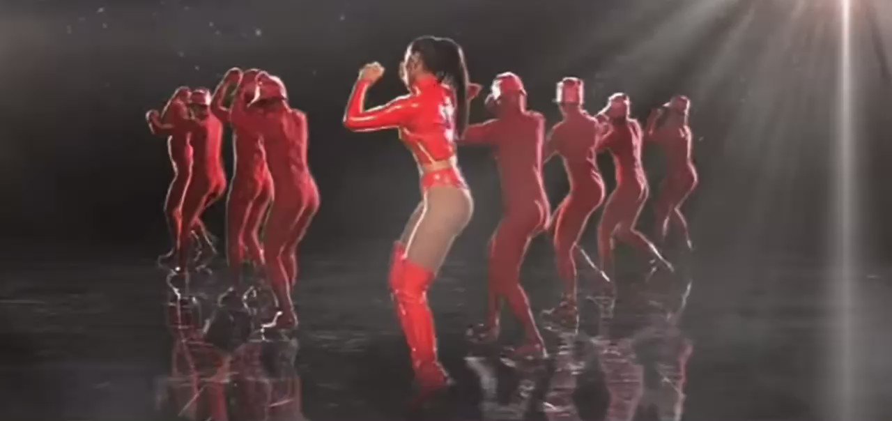 Happy birthday to one of the queens of EDM, Ms. Kelly Rowland 