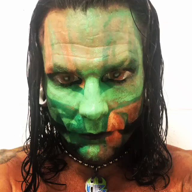 RT @JeffHardyRules_: When you've been waiting for a whole week for Jeff Hardy to debut but he doesn't

#AEWDynamite https://t.co/O33E9ZzWGA