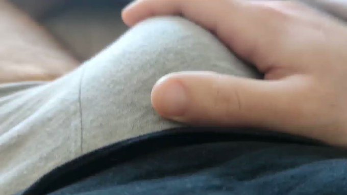 For the full video stay tuned to my Pornhub tonight. I'll wait for you slut. ????
https://t.co/qMdklxZOHL