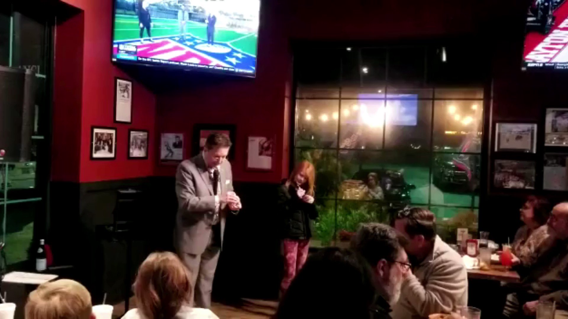 Anchor Bar Kennesaw (sharkbuds1) / Twitter