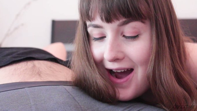 NEW VIDEO!
Knock Me Up! Impregnation + SPH + Cuck

His cock outsizes yours even when his is soft. Look