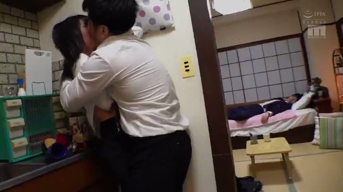 その場を逃げ出し助けを求めた先で…ｿﾝﾅﾉｱﾘ??

https://t.co/UKnjs0Waa4