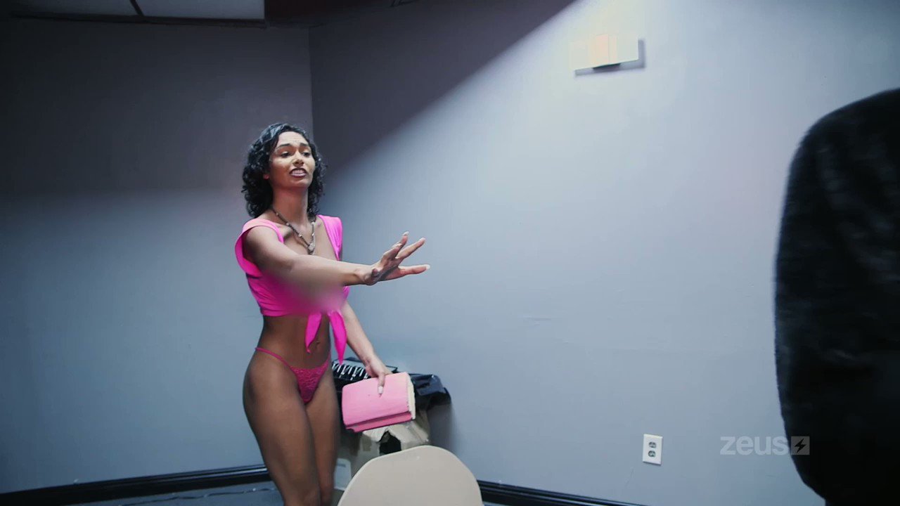 Joseline Hernandez on X: 😳 WTF! Did Gaia really try to cast a demon out  of Wet Wet?! Then body slammed that hoe 🥴 Last nights episode of  #JoselinesCabaretLasVegas was wild!!! See