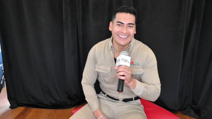 Hizo arder las redes al salir del clóset en plena pandemia! El ingeniero de Pemex @PalitodelPan visitó