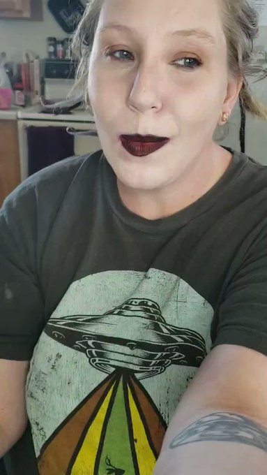 Verification video for you losers to gawk over https://t.co/DpupElrzXL