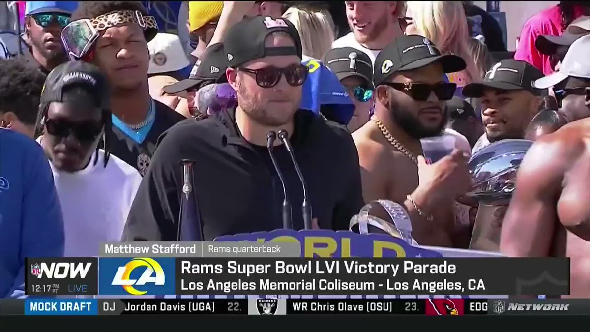 RT @barstoolsports: Matt Stafford thinks this parade is in St Louis  https://t.co/KV8IioUfCE