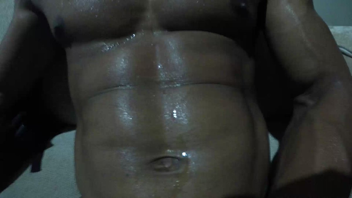 真实肌肉直男大叔    
