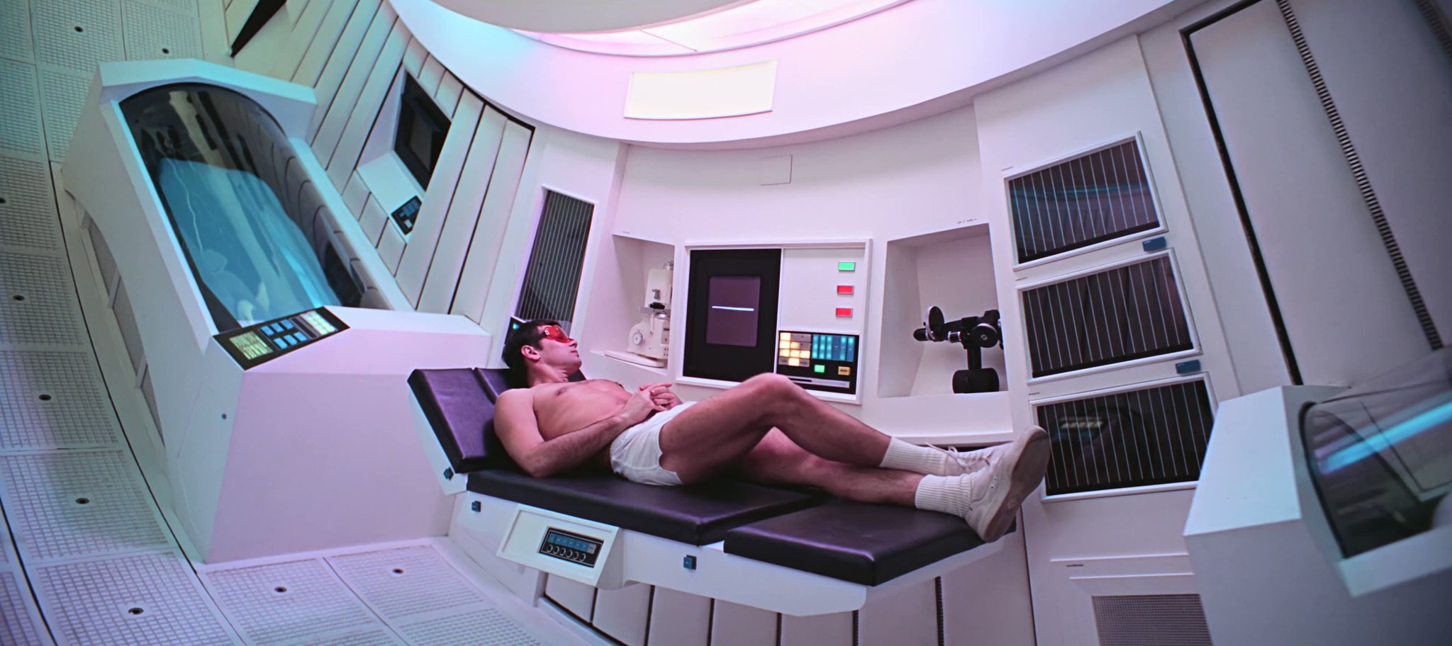 Happy 85th birthday Gary Lockwood ~ 2001: A Space Odyssey (1968) 