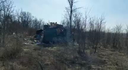 БАНКОВАЯ on Twitter: "Серьёзно???? Вот этот сарай в поле и есть пограничный пункт???? Комедия https://t.co/KaXfYvwEDl" / Twitter