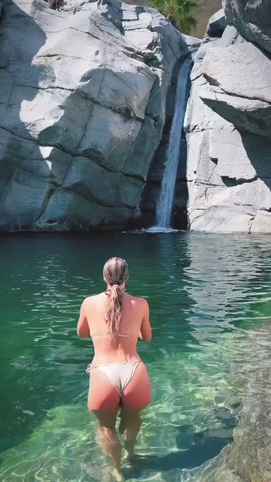 Leave me here ? https://t.co/jh5WP0SBZ7