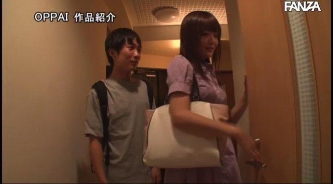 彼女のお姉さんが中⚫︎しOKの褐色エロギャルだったらそりゃ美味しく頂くよね😋

https://t.co/IKDqp18BkI