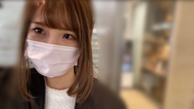 彼女にあまりにも高すぎる金額をぼったくられた友のリベンジを果たすべく勃ち上がる男たち！イカせまくりヤリまくりで元を取るか、それともいちかの逆襲にあうのか！

くそわろたww 
https://t.co/SDcOobmG8S