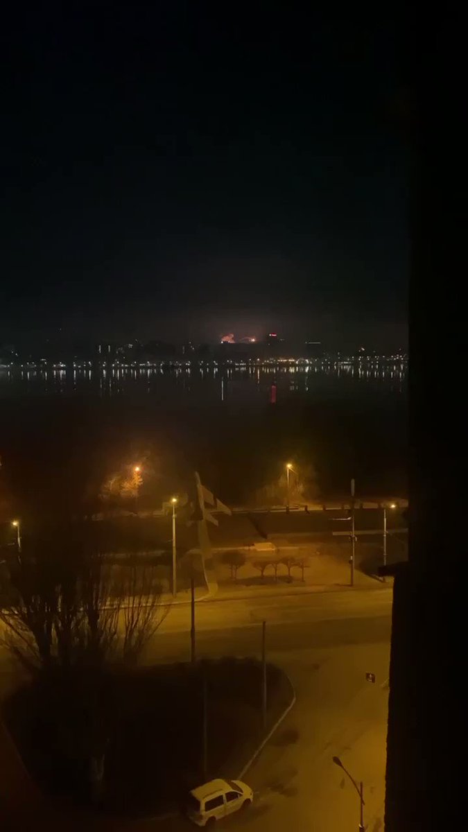 RT @ELINTNews: Fire and smoke rising reportedly in Dnipro city in eastern Ukraine https://t.co/6SEyPENpkU