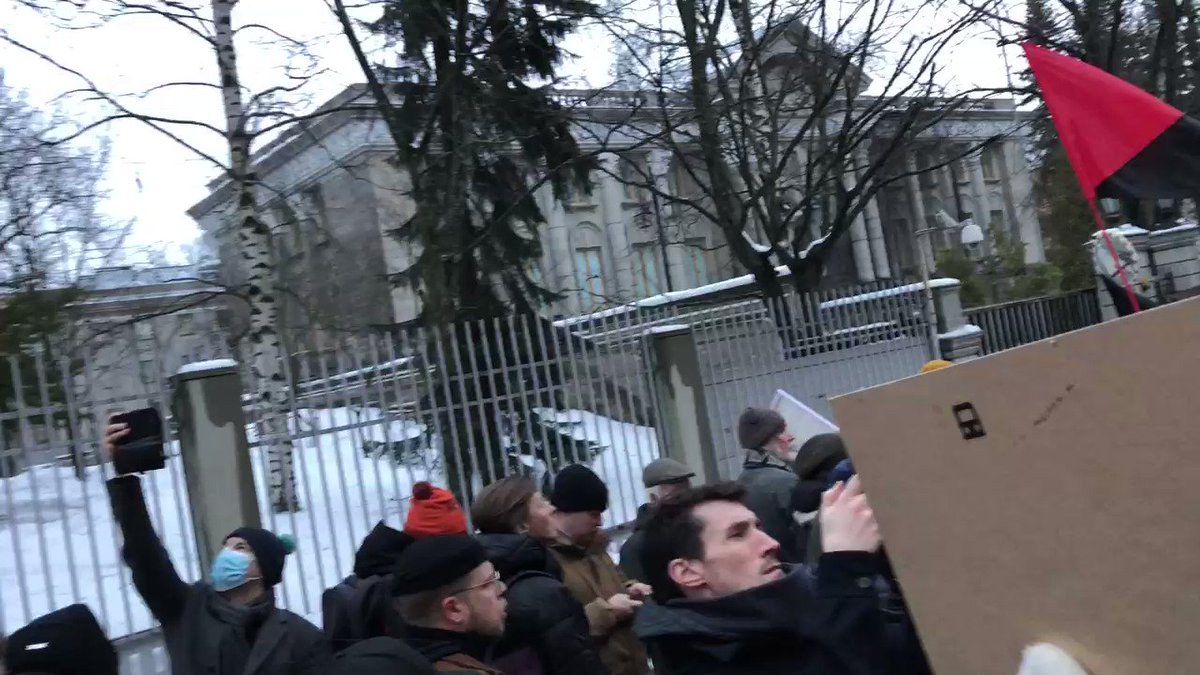 RT @MikkiHEL: At the Russian embassy in Helsinki. https://t.co/rDkvwYniS4