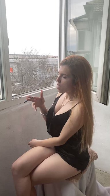 Join me for a cigarette?🚬💨 @LiveJasmin   #smokingwoman #redheadsdoitbetter #slowmotion #sensualvibes<a class="tags" href="/tag/livejasmin">@livejasmin</a><a href="/tag/smokingwoman"class="tags">#smokingwoman</a><a href="/tag/slowmotion"class="tags"><span>#slowmotion</span></a><a href="/tag/sundaymorning"class="tags"><span>#sundaymorning</span></a><a href="/tag/redheadsdoitbetter"class="tags"><span>#redheadsdoitbetter</span></a>