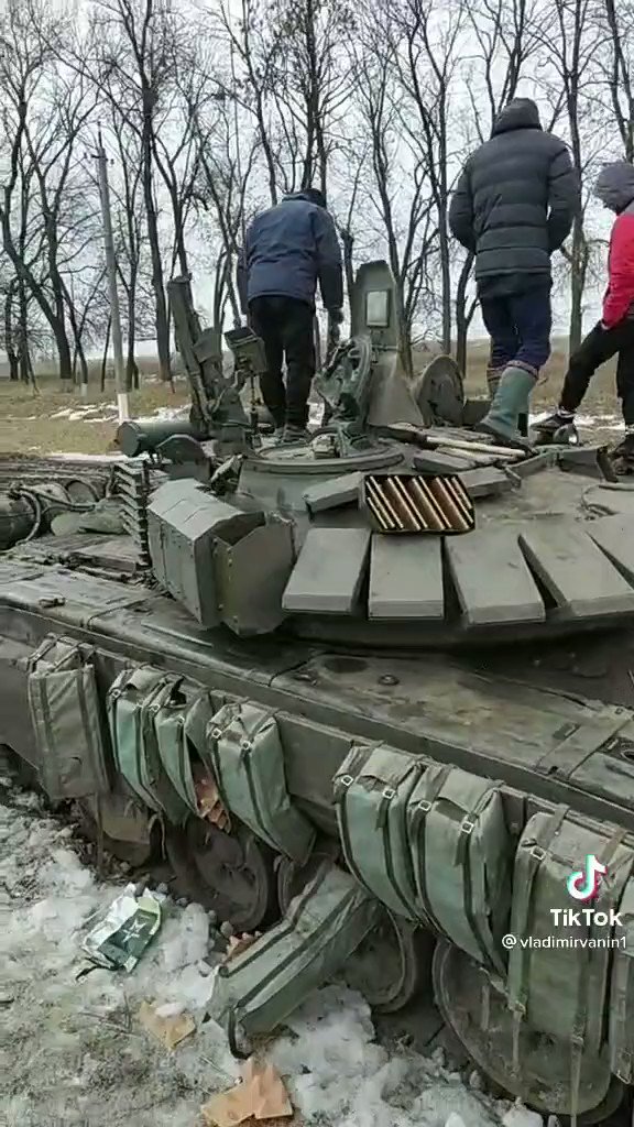 Boris Zilberman on Twitter "Abandoned Russian tanks…