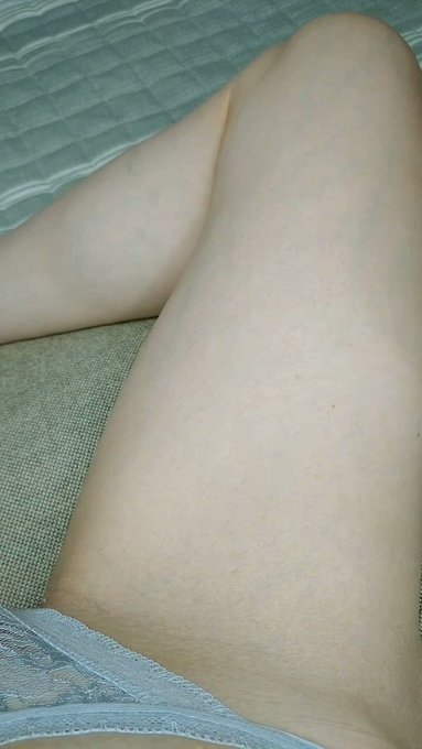 太腿の脱毛をする女の子(男の子)  #トリア #tria #脱毛 https://t.co/BTgNw5hym6<a href="/tag/%E3%83%88%E3%83%AA%E3%82%A2"class="tags">#トリア</a><a href="/tag/tria"class="tags">#tria</a><a href="/tag/%E8%84%B1%E6%AF%9B"class="tags">#脱毛</a>