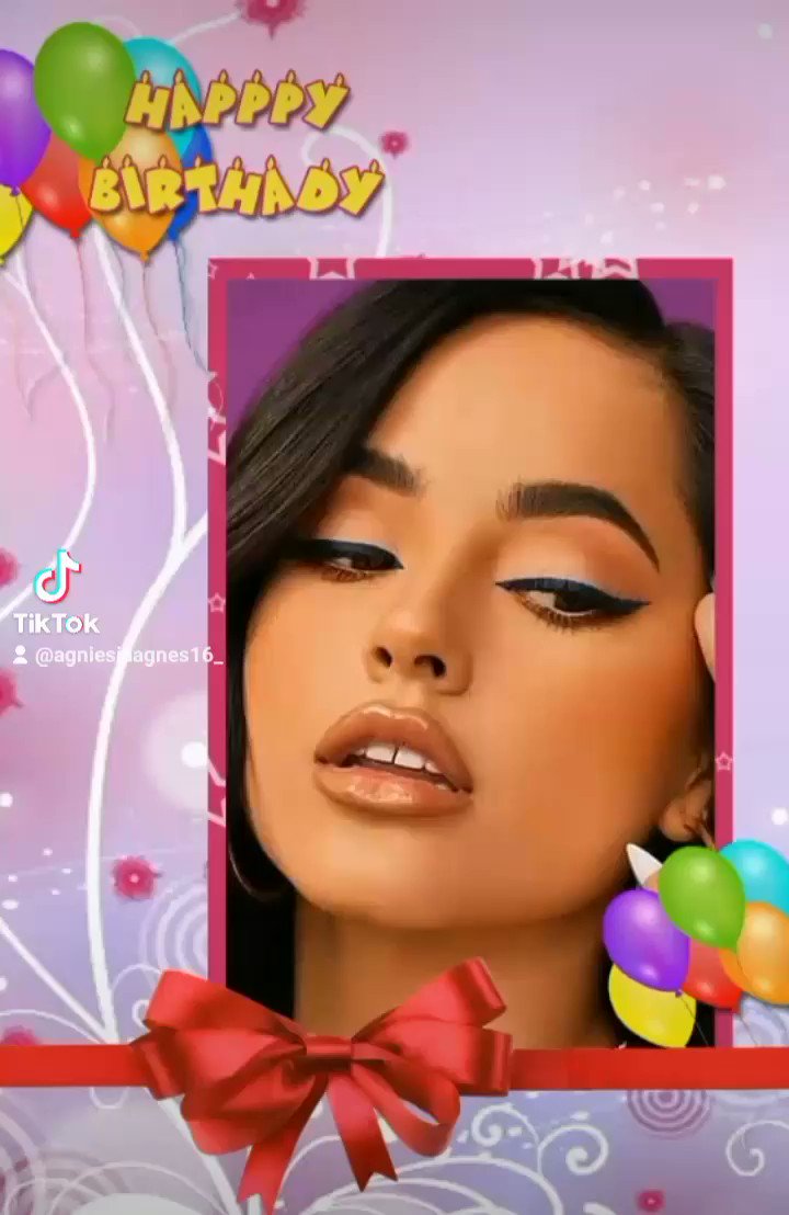  Dzi urodziny obchodzi moja idolka 
Becky G 
Happy Birthday to You 
Feliz Cumpleaños     