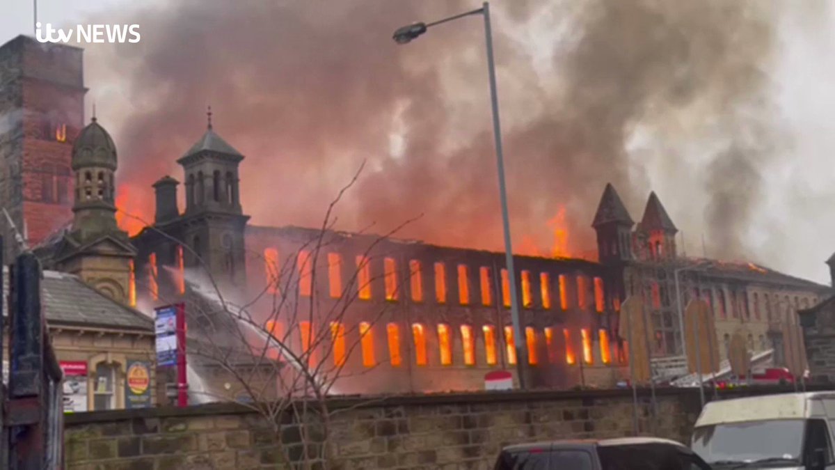 Shocking scenes from #Keighley where an historic mill, dating back to the 19th century, has been engulfed in flames.

Updates here: https://t.co/b4TahbOWDE

https://t.co/Q8heq4VByp