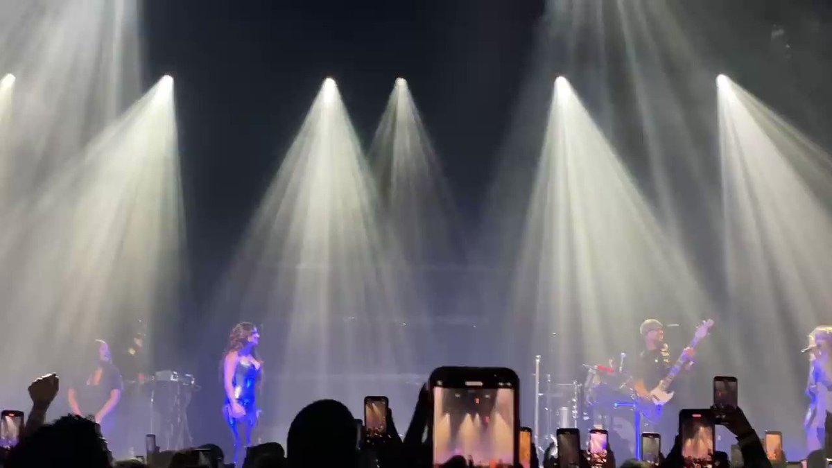 RT @bestofjojo20: Jojo and Tori Kelly singing 