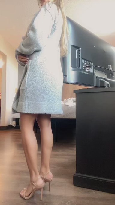 Mommy https://t.co/WwjMdPdFip<a href="/tag/blondie"class="tags"><span>#blondie</span></a><a href="/tag/hot"class="tags"><span>#hot</span></a><a href="/tag/sexylingerie"class="tags"><span>#sexylingerie</span></a><a href="/tag/latinasexy"class="tags"><span>#latinasexy</span></a><a href="/tag/scarletspring"class="tags"><span>#scarletspring</span></a>