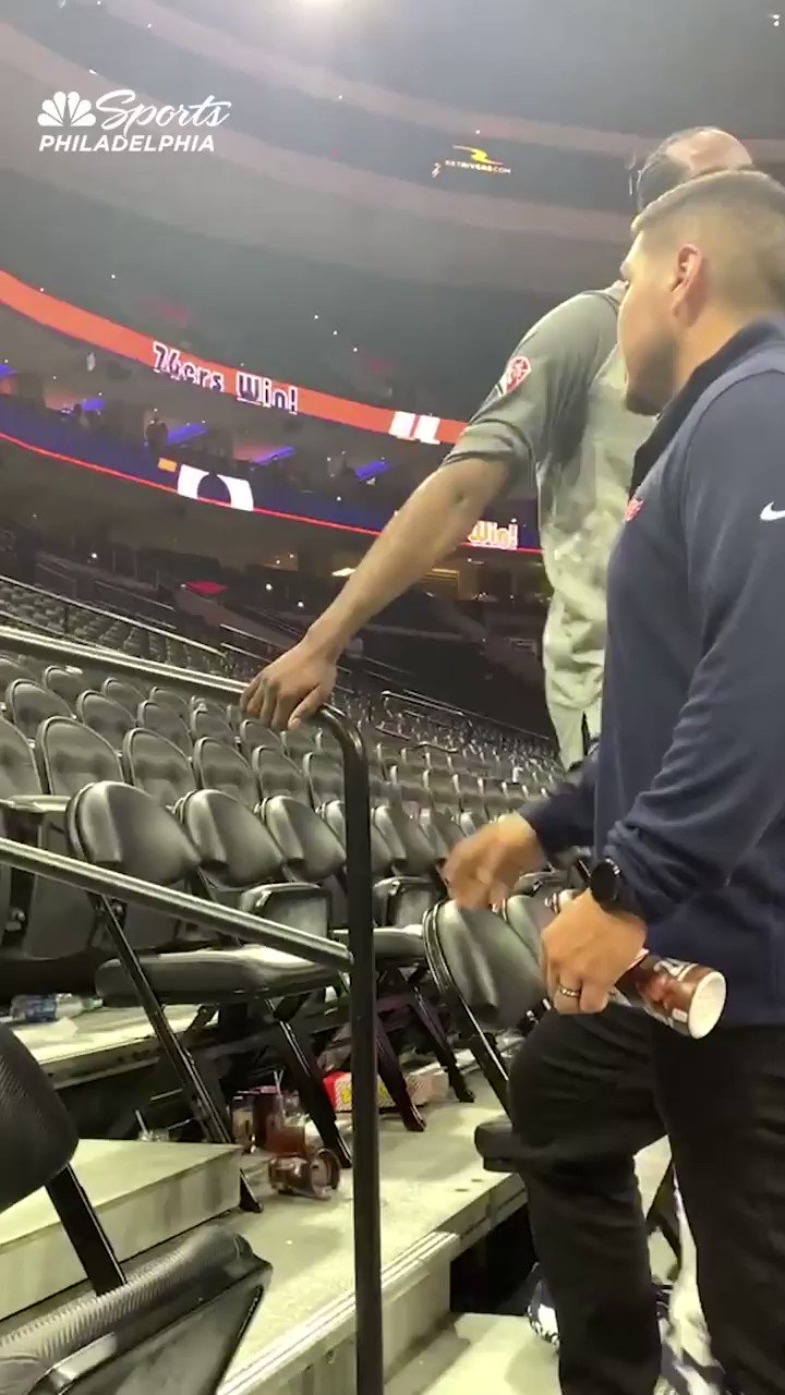 [情報] James Harden 今天賽後在球場階梯練跑