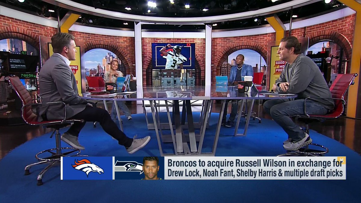 D.Sharpeluvsthe nfl on Twitter &quot;I love Russell Wilson and
