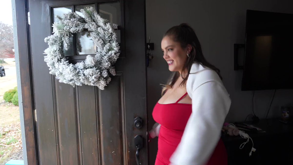 Katie Cummings on Twitter "Sold my vid! HOT STEPMOM MAKES ME DO CHORES