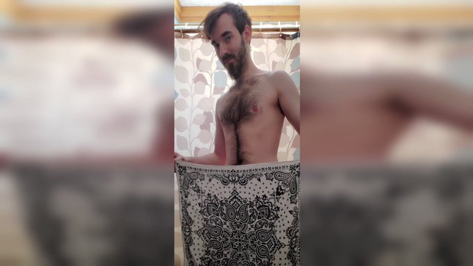 Just a hairy twink admiring himself in the camera

https://t.co/0O4Zp74TdM

@OnlyFans #gaymer #onlyfans